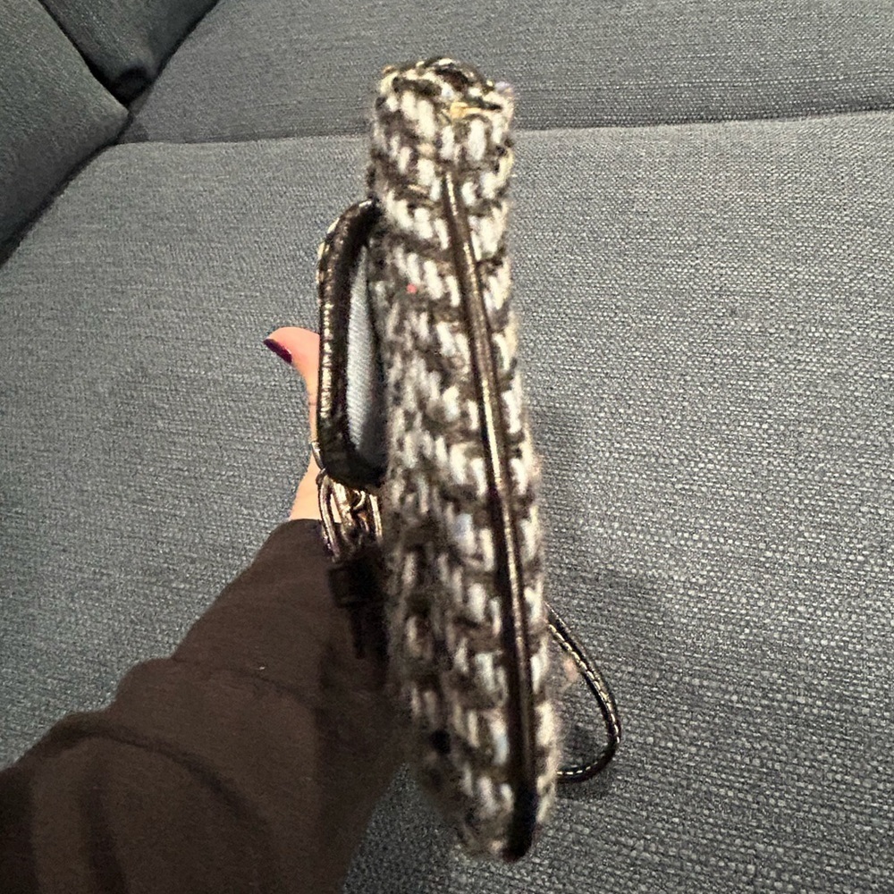 Coach Hamptons Herringbone Wool Wristlet - Picture 10 of 11